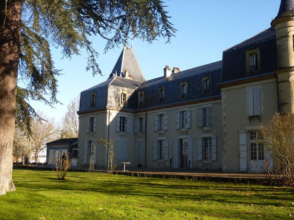 Camping Parc Du Chateau D'Allot Hotell Boé Exteriör bild
